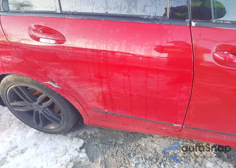 2013 Mercedes-Benz C 300 Sport 4Matic из США, поврежденный, VIN WDDGF8AB1DR291403